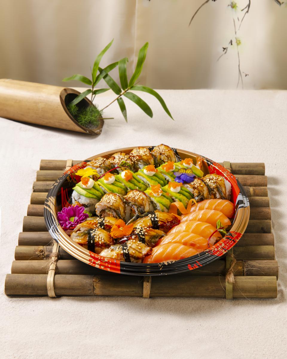 Sushi là gì? Nguồn gốc và ý nghĩa trong văn hóa Nhật Bản